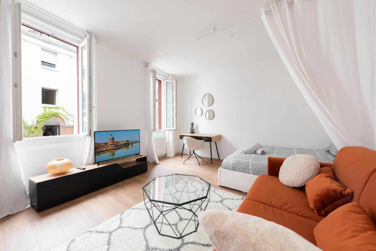 Moderne A 2 Pas De La Gare Apartment